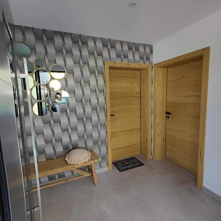 Auf Der Schladminger Sonnenseite - Smart, Zentral & Ruhig Appartement Schladming