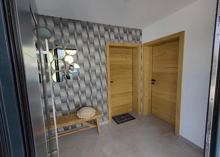 Auf Der Schladminger Sonnenseite - Smart, Zentral & Ruhig Apartment Schladming