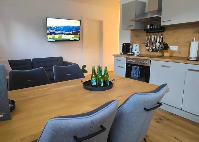 Auf Der Schladminger Sonnenseite - Smart, Zentral & Ruhig Apartment Schladming
